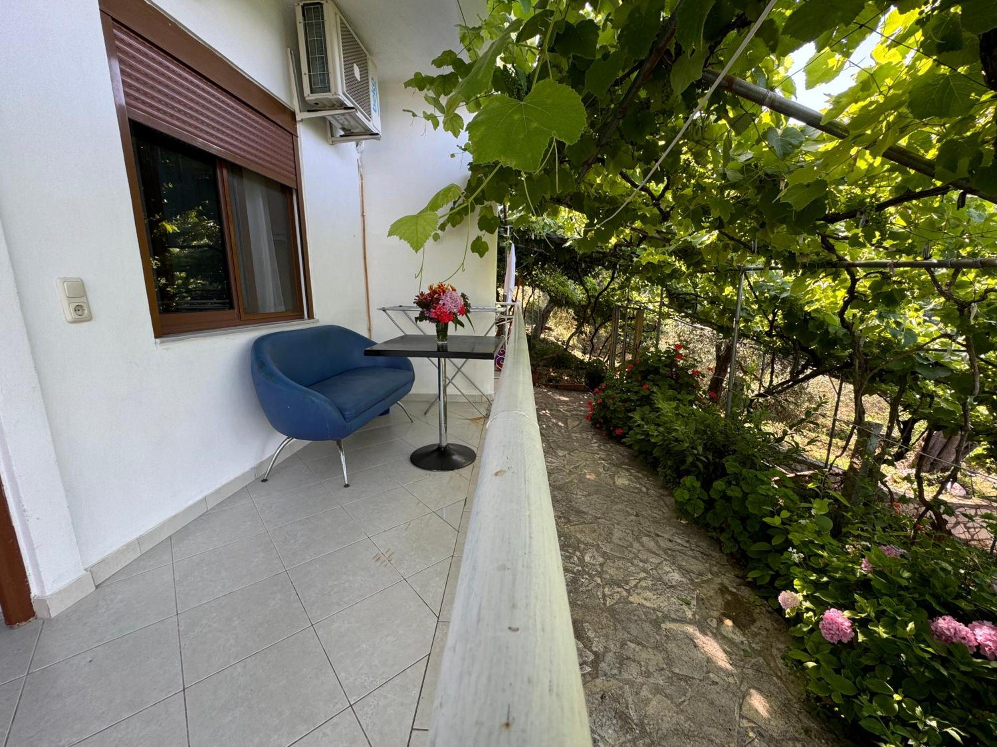 Uzeiri'S Houses Borsh Exterior photo